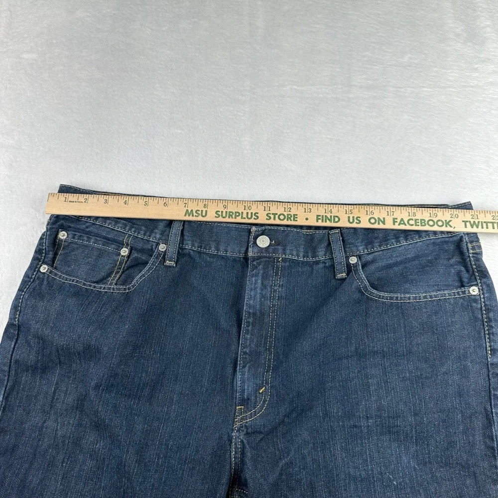 Levis 559 Relaxed Straight Jeans Mens 42x32 Dark Wash Blue Denim Pants